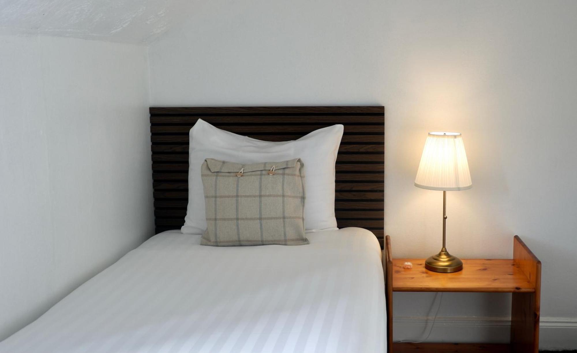 4 Friends House Hotel EDI Buitenkant foto